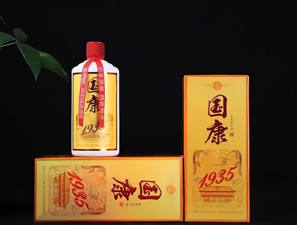 我国3大“倒霉酒”，辉煌时家喻户晓，如今在超市角落鲜有人知